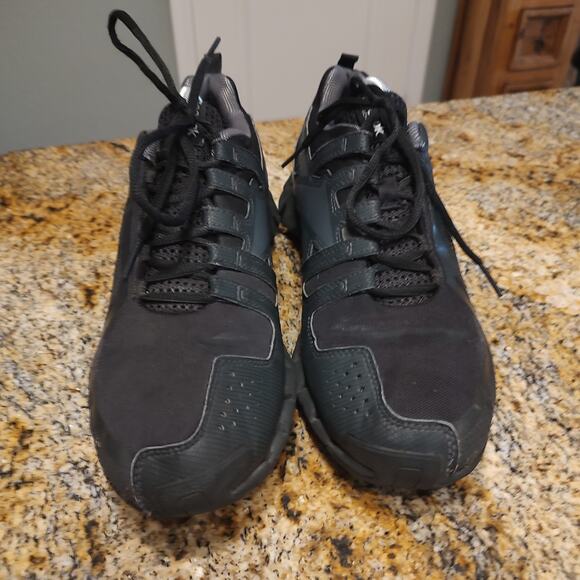 Reebok Black Running Shoes Size 9.5M ID 115407785 main image 10
